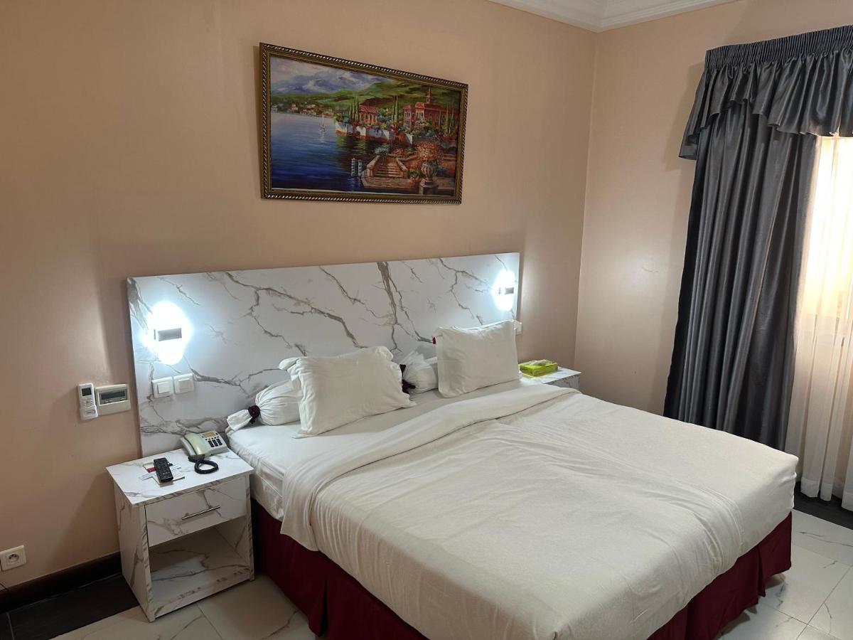 Hotel Fleur De Lys Almadies Dakar Eksteriør billede